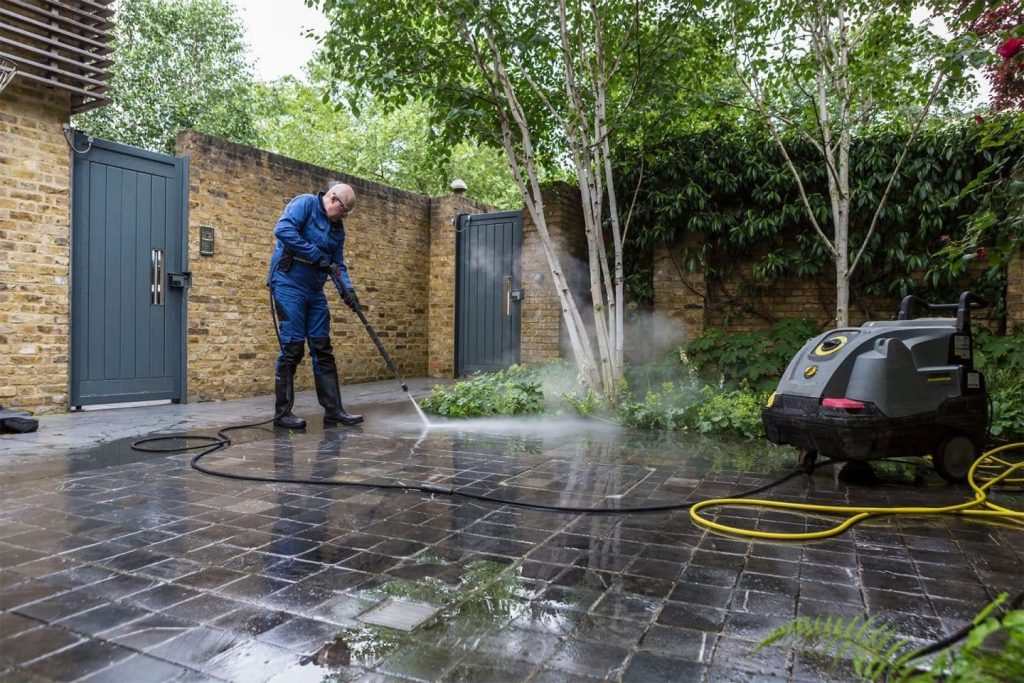 Uncover the Advantages of Professional Pressure Washing Services